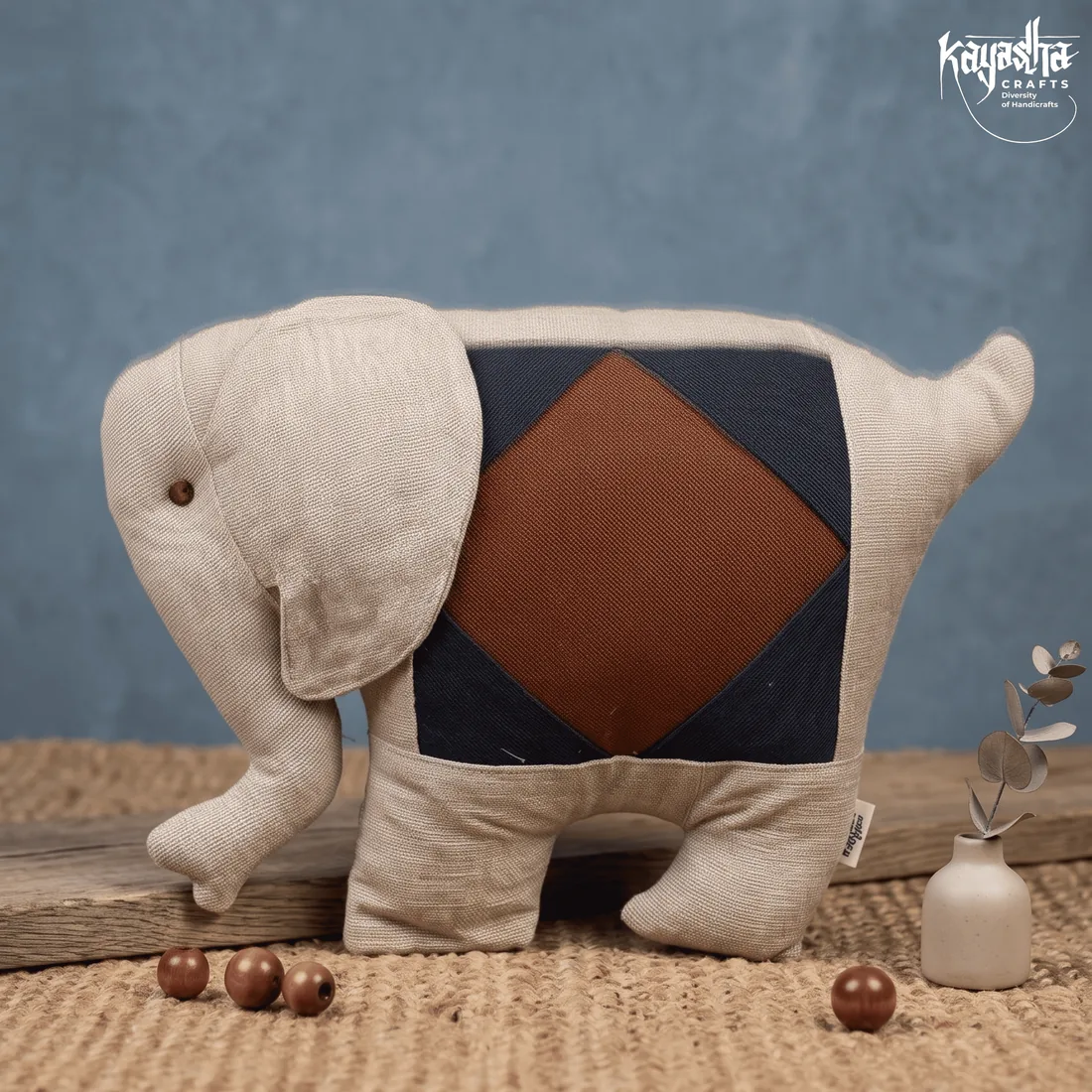 Elephant plush cushion