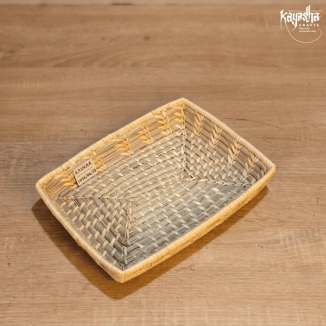 Rectangular woven basket